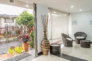 Otel Regency Suites Bogotá